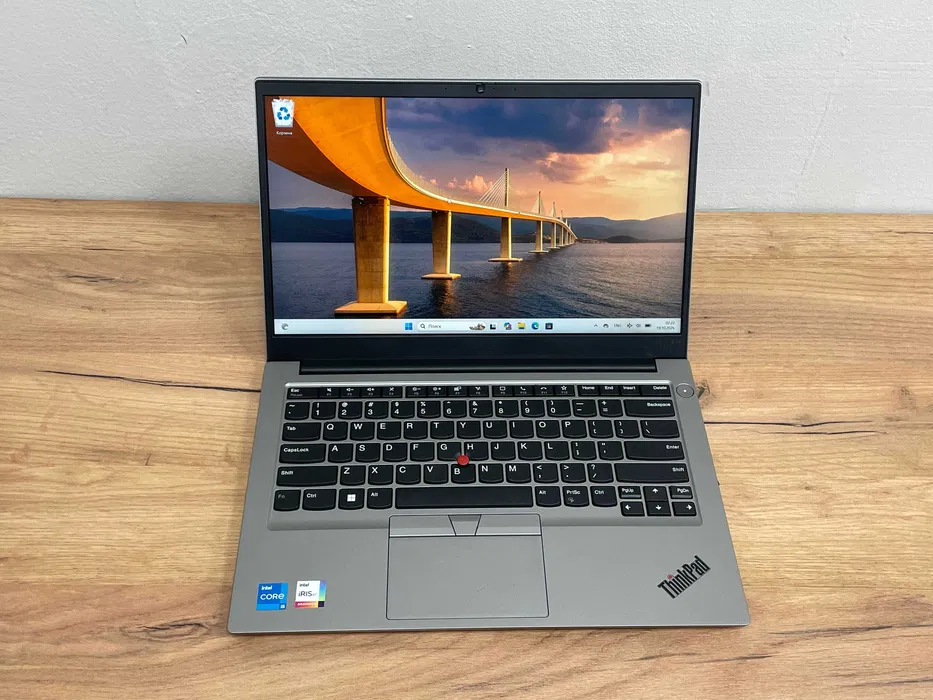 Lenovo ThinkPad E14 Gen 4 (i5-1235U, 16GB, 256GB, IPS) — фото 1